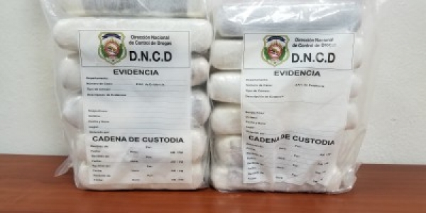 Intensifican operativos contra el tráfico interno de drogas; ocupan también 12 paquetes en aeropuerto de Punta Cana