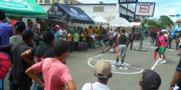 DNCD realiza gran festival deportivo en distintos barrios de la zona norte del Distrito Nacional