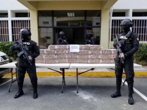 DNCD ocupa más de 200 kilos de cocaína en Puerto Caucedo