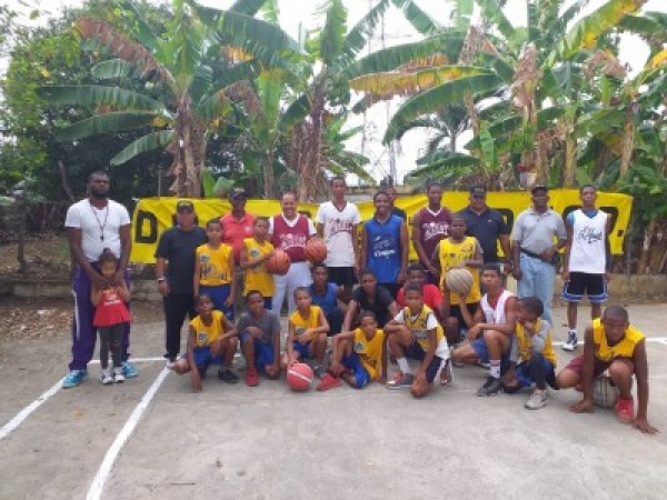 DNCD desarrolla amplio festival deportivo-preventivo en El Almirante, Santo Domingo Este