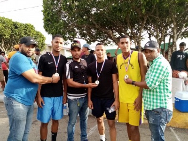 DNCD impacta cientos de jóvenes con Gran Festival Preventivo-Deportivo y Recreativo en San Rafael de Yuma
