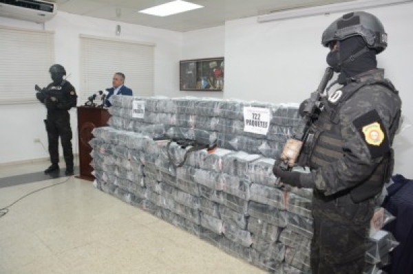 Decomisan 722 paquetes presumiblemente cocaína en provincia La Altagracia